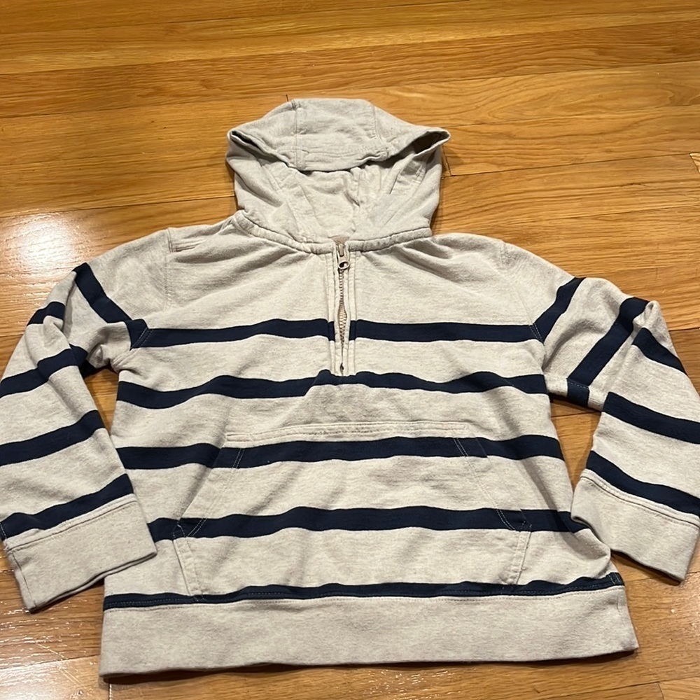 Fall creek hoodie light weight sweatshirt size 8.
